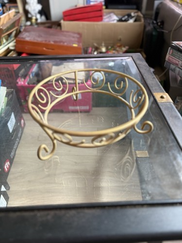Vintage legged metal - legged,
