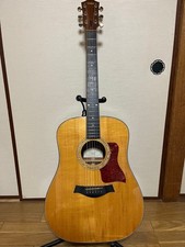 Acoustic guitar Taylor 510