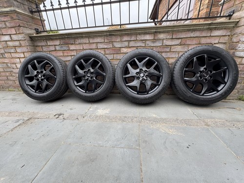 New shape ford transit - 17",