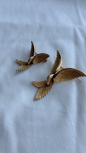 Vintage sphinx gold tone - vintage,