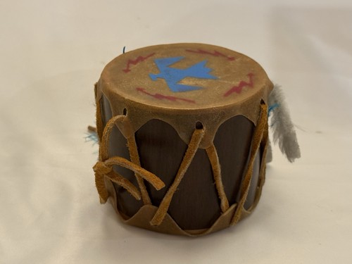 Vtg small pow wow - pow-wow/tom-tom, hand