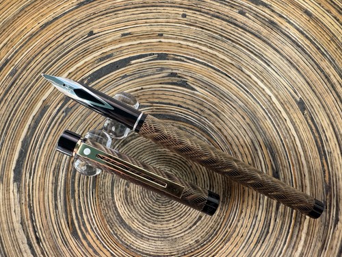 Sheaffer targa 676 - sheaffer, feather