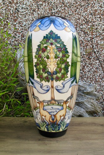 Moorcroft voysey orchard - voysey's,