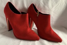Primadonna pointed toe red faux suede court shoes size 7 with 5" heel