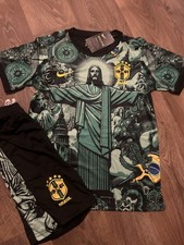 Brazil 25/26 Jesus Christ The Redeemer Football Kids Kit size 10-11 yrs