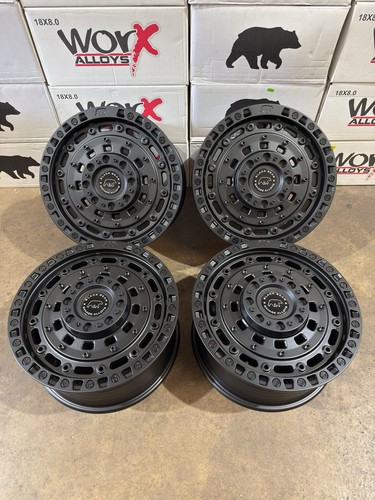 New set black - set, 18”