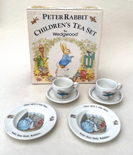 Vintage wedgwood peter rabbit - peter,