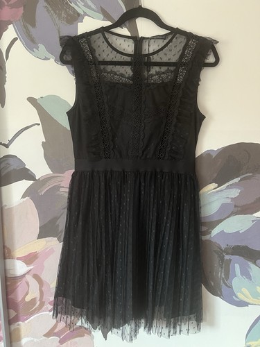 Bnwt james lakeland black - james,