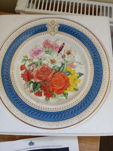 Royal worcester plate - royal, to