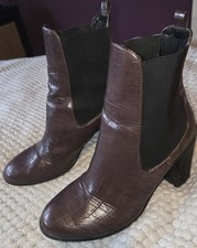 F&F Women's Burgundy Ankle