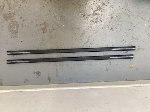 Thule square roof bars 108cm - roof,