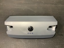 VW PASSAT GTE B8 BOOTLID / TAILGATE  IN SILVER - DENTED