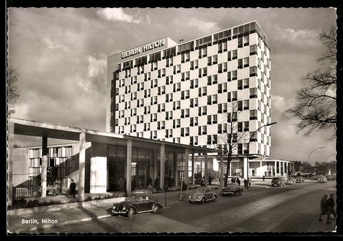Postcard berlin hilton hotel - postcard,