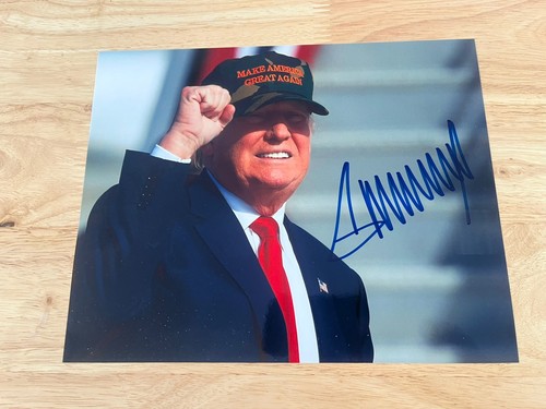 Donald trump autographed - donald,