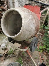 Belle minimix mk III cement  mixer nr j18 m4240v  with stand and cover