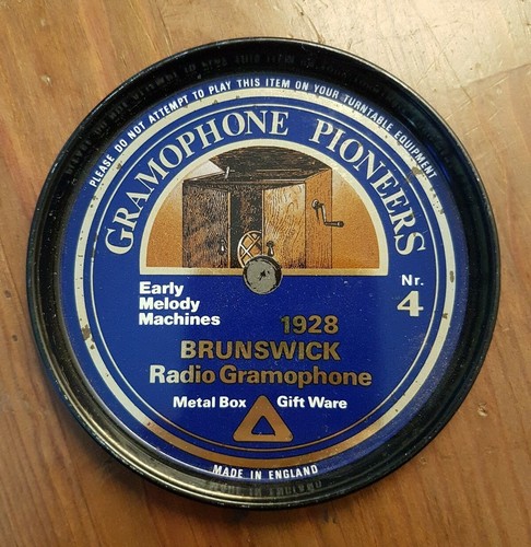 Gramophone collectible tray - gramophone,