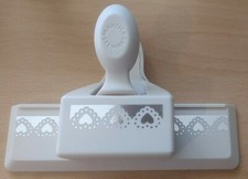 Martha Stewart Crafts - Edge Punch - Border Punch - Valentine Lace - Hearts