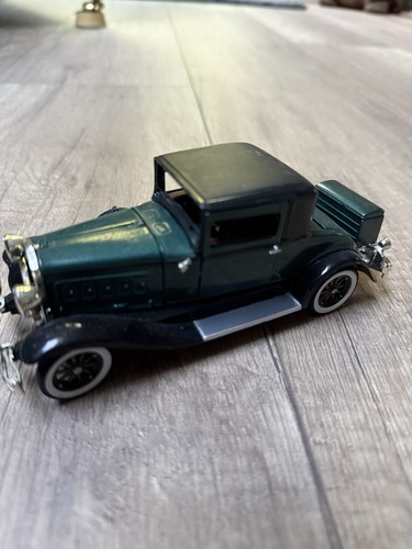 Signature models 1930 hudson - signature,