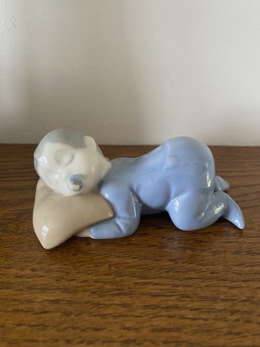 Beautiful baby porcelain - beautiful,
