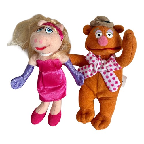 Mcdonald miss piggy fozzie - miss,