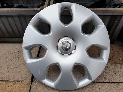 Vauxhall astra wheel trim - vauxhall, 16"