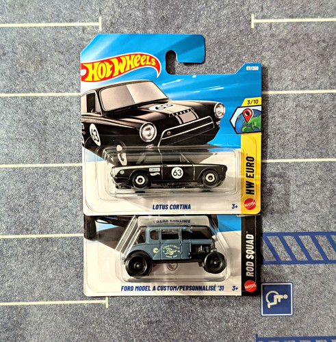 Hot wheels lotus - cortina,, ford