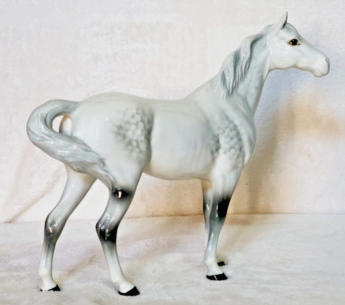 Beswick swish tail - beswick, rare