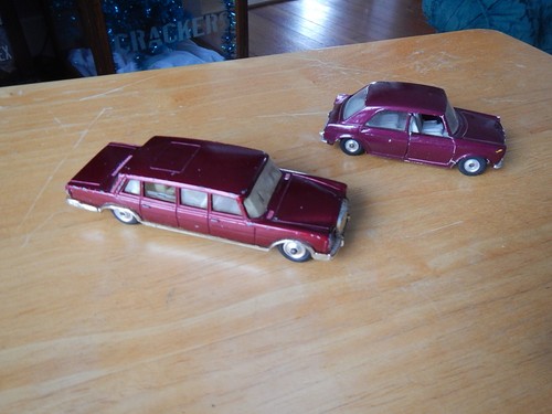 Vintage corgi mercedes 600 - mercedes,