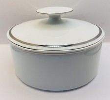 Thomas Medallion Platinum Rim White Covered Tureen Vegetable Dish Tureen