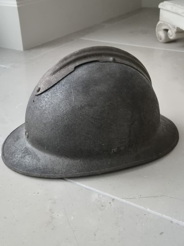 Ww2 french military helmet - french?,