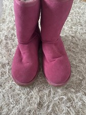 Uggs Women’s pink size 6.5