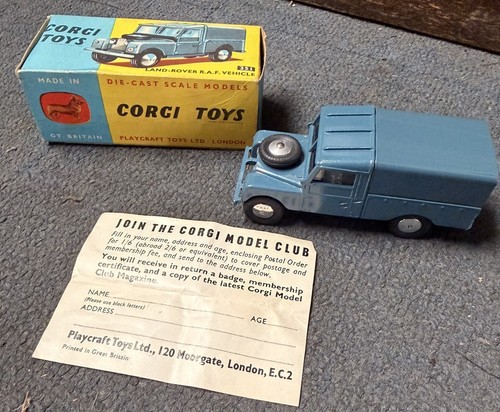 Corgi 351 land - corgi, f