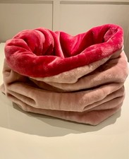 Small snuggle sack, covered