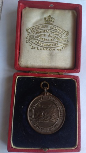 Royal life saving society - life,