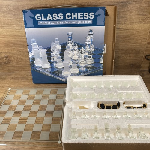 Elegant glass chess set - glass, 32