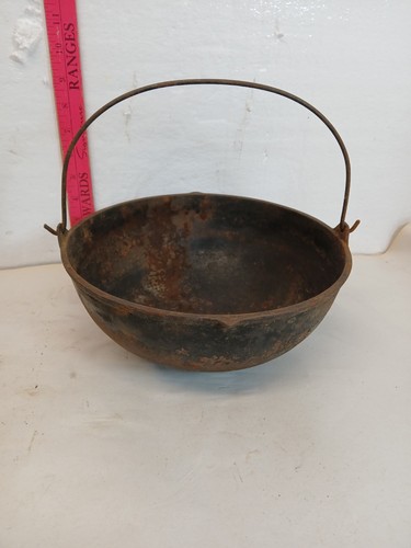 Antique cast iron bean pot - antique,