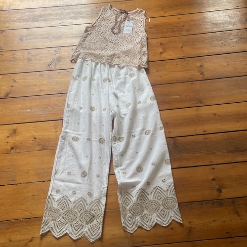 Complete outfit including zara - complete,