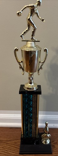 Vintage men bowling trophy - vintage, men’s