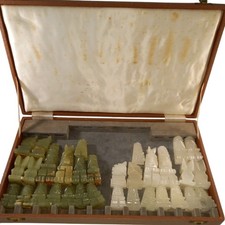 Aztec style onyx chess set - onyx,
