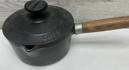 Chasseur cast iron saucepan - iron,