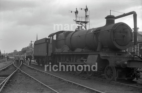 Swindon 5925 eastcote hall - swindon,