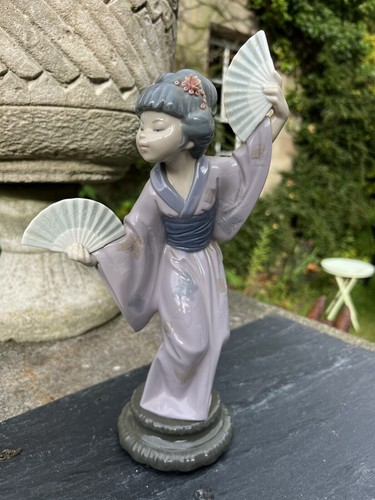 Lladro figurine a - lladro, of
