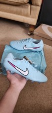 Size 11 - Nike Tiempo Legend