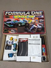 SCALEXTRIC F1 FORMULA ONE SET