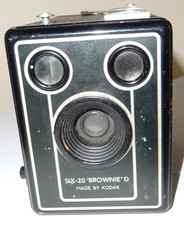 Vintage Kodak Brownie Six-20