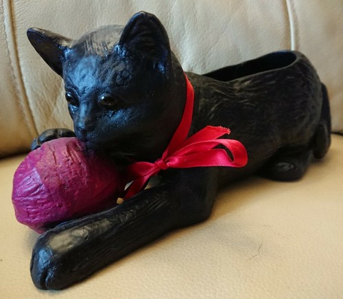 Black cat planter playing with - planter,