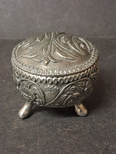 Williams pewter trinket - a,