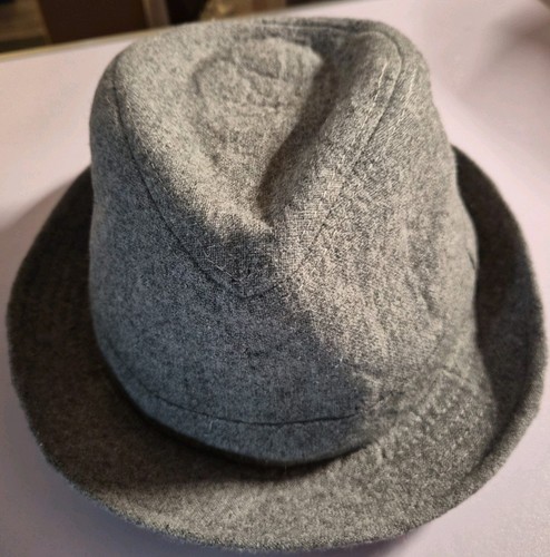 Mens grey trilby hat - hat, tipster