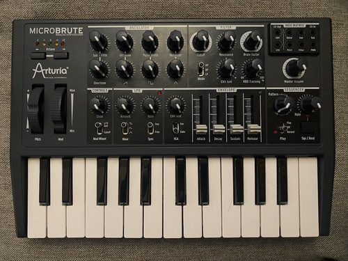 Arturia microbrute - arturia,