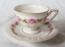 CHARMING CABINET DEMI-TASSE